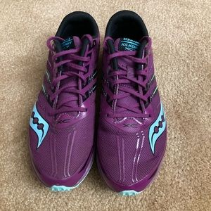 Women’s saucony cross country spikes